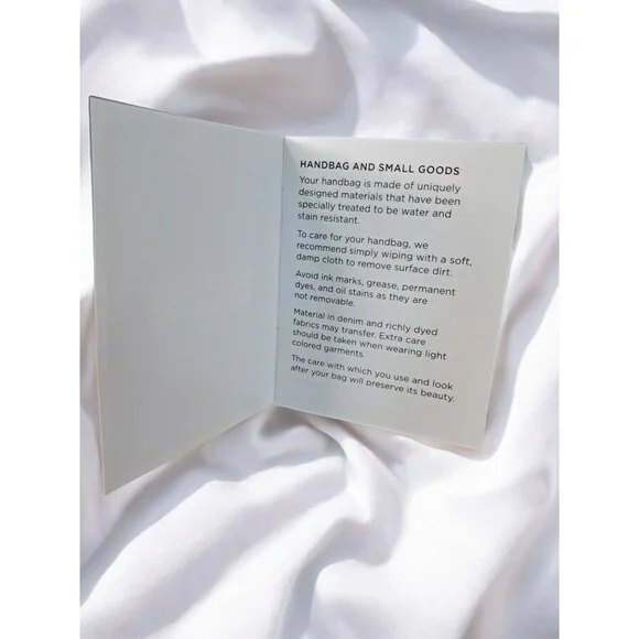 COPY - Michael Kors Watch Hunger Stop LOVE Tote Bag - Picture 9 of 15